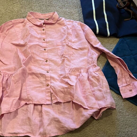 Holding horses small pink button down - Picture 4 of 10